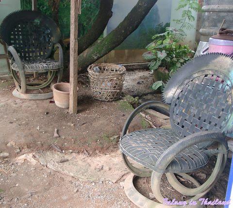Sessel aus Altreifen Thailand